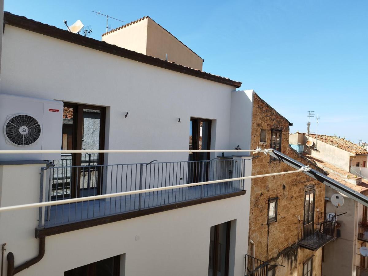 Casa Nicole Apartment Castelbuono  Bagian luar foto