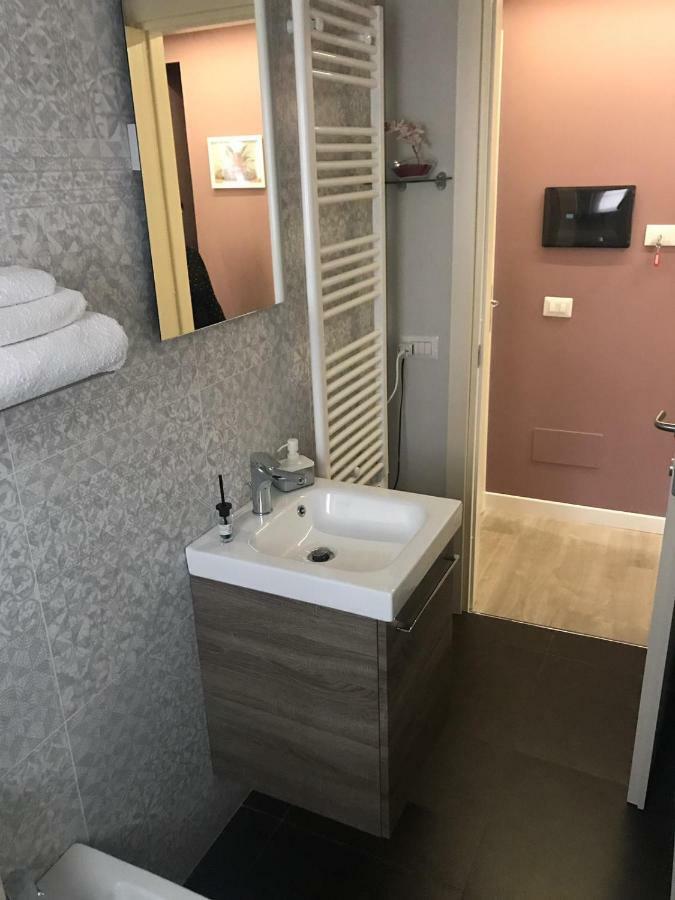 Casa Nicole Apartment Castelbuono  Bagian luar foto